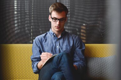 Как научиться отдыхать и не заплыть жиром на выходных