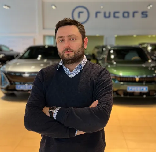 Владислав Захаров, руководитель отдела продаж компании Rucars