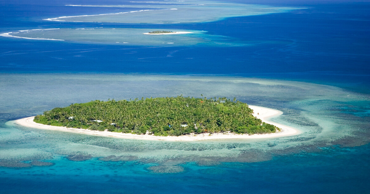 Остров ниихау робертсон. Необычный остров проект на английском. Why island. Why island. Остров недоразумения охотское море.