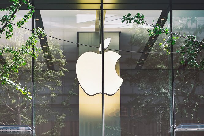 Apple работает над новой ТВ-приставкой со встроенной камерой и динамиком Apple работает над новой ТВ-приставкой со встроенной камерой и динамиком
