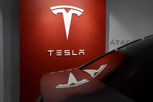 Tesla установила рекорд по числу проданных электрокаров