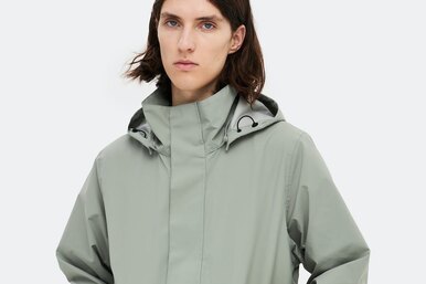 Где покупать верхнюю одежду: дождевики и куртки от российской марки SHU