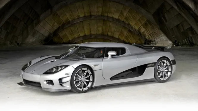 Koenigsegg CCXR Trevita (4.8 млн. долларов).