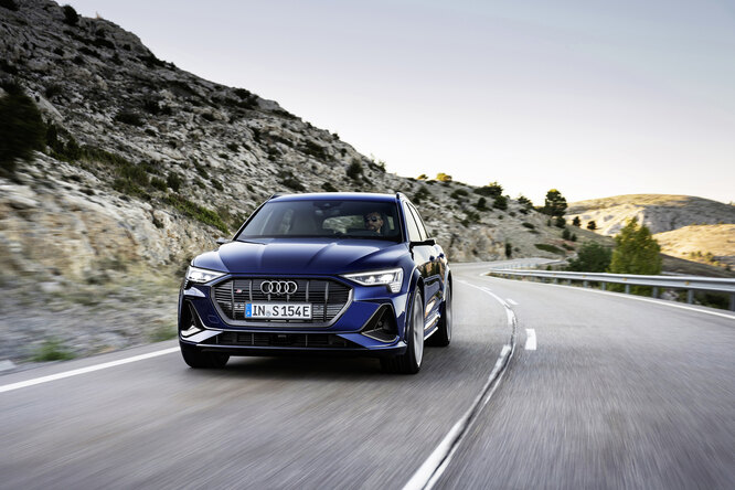 Audi e-tron S
