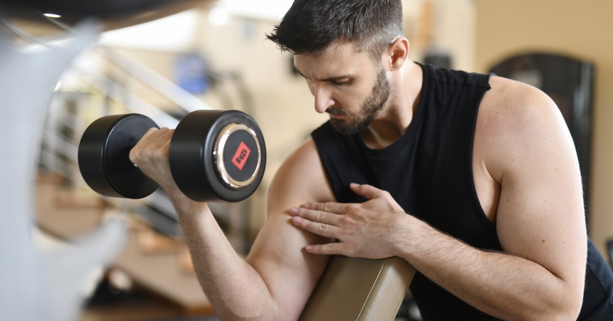 Dumbbell Thrusters упражнение