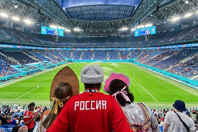 На SuperJob появилась вакансия главного тренера сборной России по футболу На SuperJob появилась вакансия главного тренера сборной России по футболу