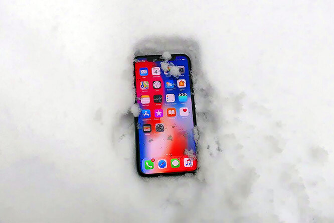 Что делать, если смартфон упал в снег: ни в коем случае не повторяйте эту распространенную ошибку