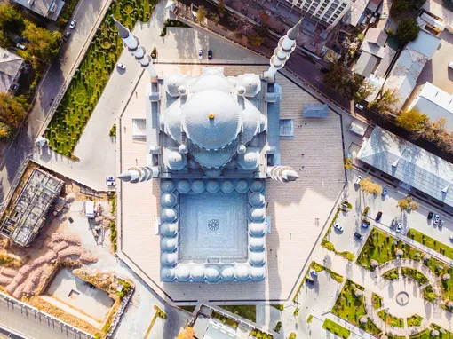 Центральную мечеть Бишкека построили совсем недавно