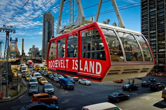 Воздушный трамвай, соединяющий остров Рузвельт с Манхеттеном.