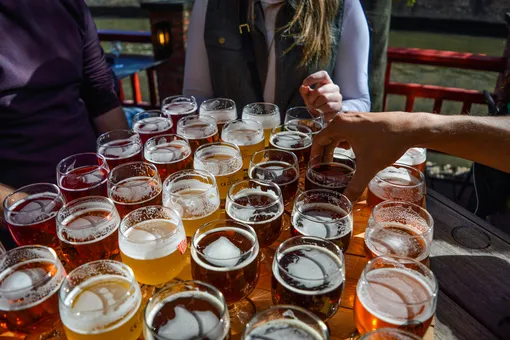 Теперь пить алкоголь невыгодно? Как изменятся цены на пиво и вино в России из-за санкций