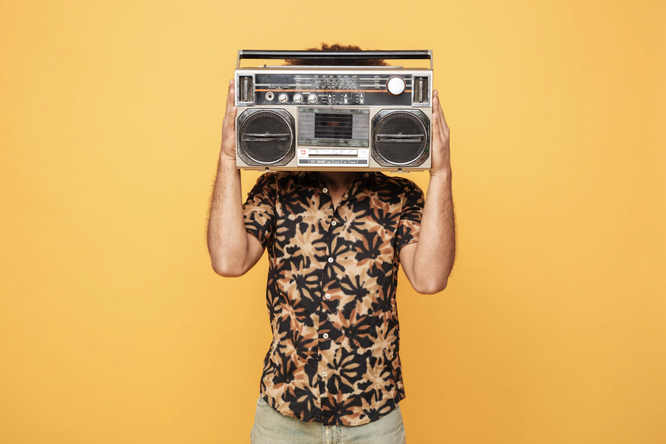 20 впечатляющих фактов о том, как мужчины слушают музыку