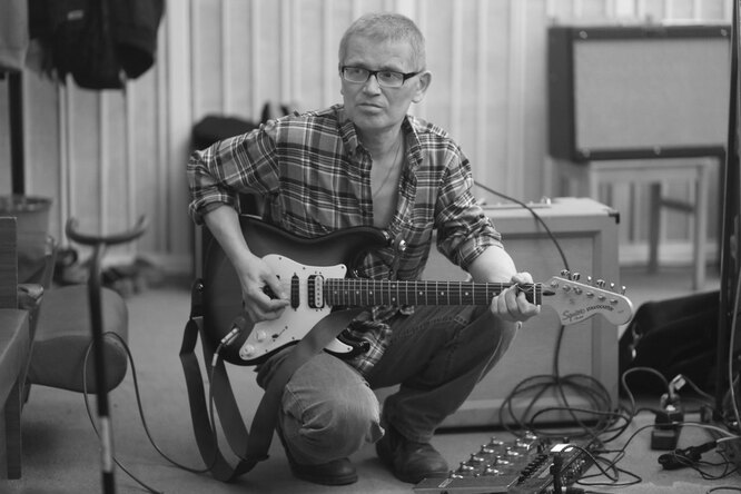 Умер гитарист рок-группы «Зоопарк» Александр Храбунов