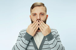 Как быстро справиться с икотой: 18 проверенных способов