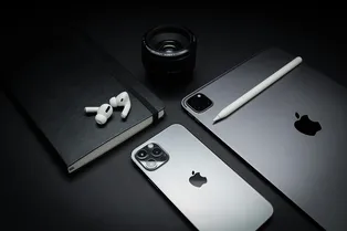Apple изменит флагманскую линейку iPhone: Pro Max больше не будет самым крутым смартфоном