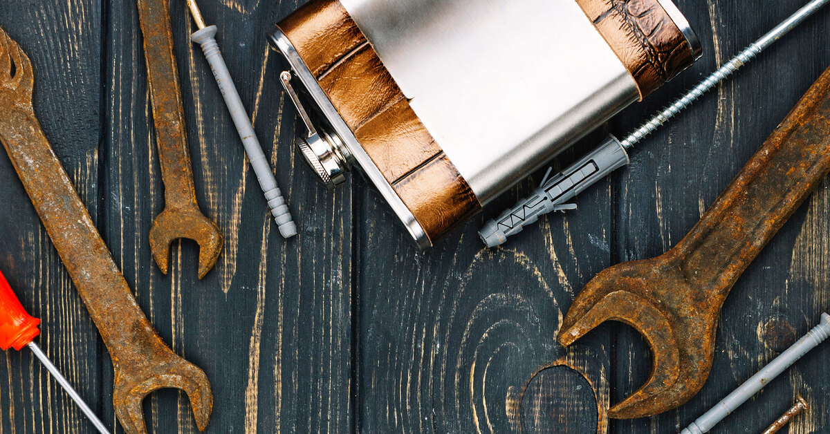 Как выправить вмятину на фляге?