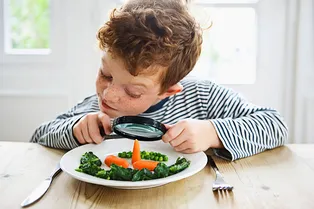 Здоровое питание начинается с детства: как помочь детям развить полезные пищевые привычки