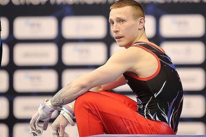 Российский гимнаст завоевал серебро в опорном прыжке на Олимпиаде в Токио