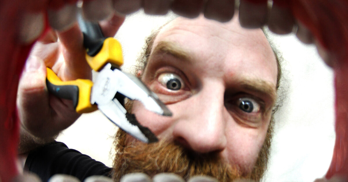 Пассатижи зубы. Экстрактор зубов remove teeth tool. Плоскогубцы женщина. Щипцы mvq 1009kt. Щипцы carrera 2637s.