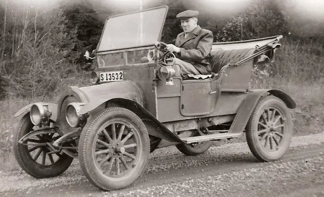 MAF (Markranst dter Automobilfabrik). Компания производила легковые автомобили с 1909 по 1923 год; на сегодняшний день сохранилось порядка 5 экземпляров различных моделей.