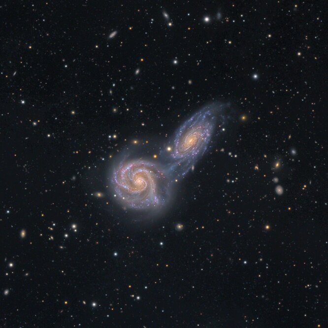 Столкновение двух галактик