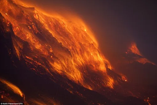 10 природных пожаров, которые всё никак не заканчиваются