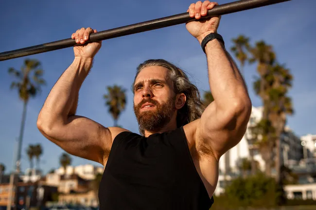 Как сохранить мышцы и стать сильнее после 40 лет? 5 поразительно простых советов для мужчин
