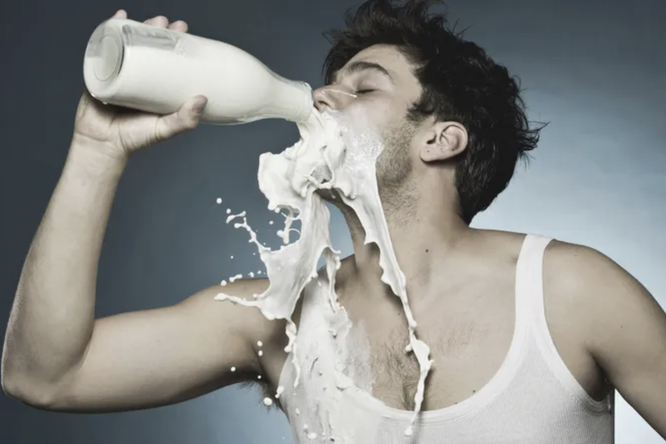 7 самых распространенных мифов о молоке, в которые пора перестать верить