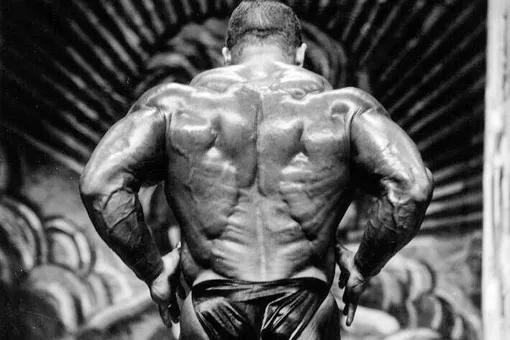 Как тренировать широчайшие мышцы спины: попробуйте упражнения от шестикратного «Мистера Олимпия»