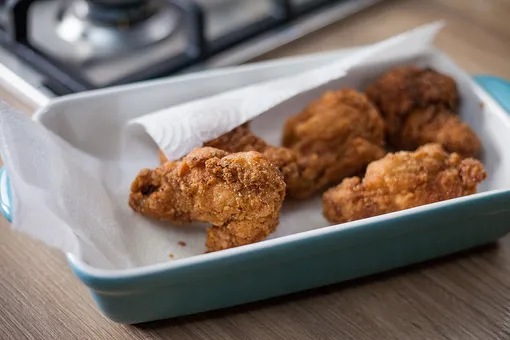 Как самостоятельно приготовить куриные крылышки «как в KFC»
