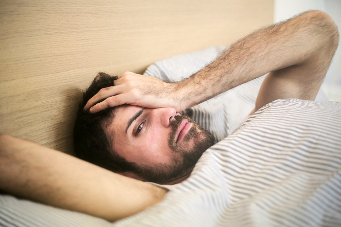 Правда ли, что недосып увеличивает риск развития деменции?