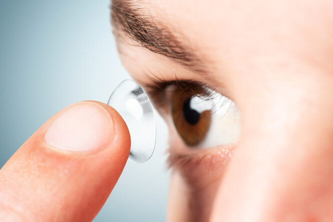 Что будет, если долго не снимать контактные линзы?