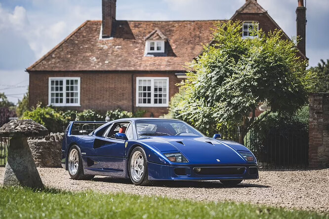 В Великобритании продали ретро-Ferrari в редком цвете