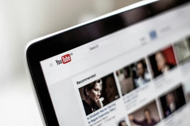Теперь официально: YouTube начал замедлять загрузку видео, если включен блокировщик рекламы
