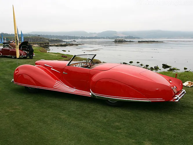 1934 год, Delahaye 135M Narval Cabriolet, Кузов от Figoni Falaschi.