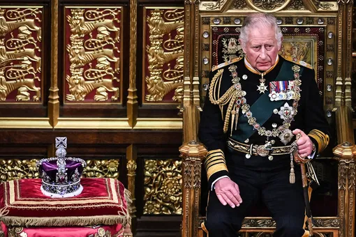 Британские власти готовятся к смерти Карла III. Что известно о его здоровье и кто может стать новым королем?