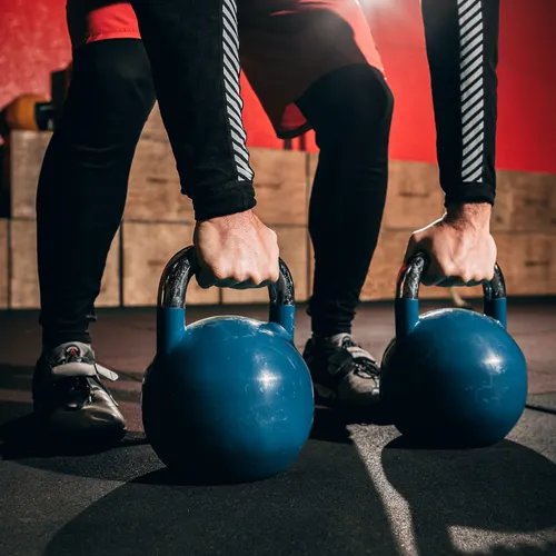 Какие мышцы развивают упражнения с гирями: добавьте их в вашу тренировку