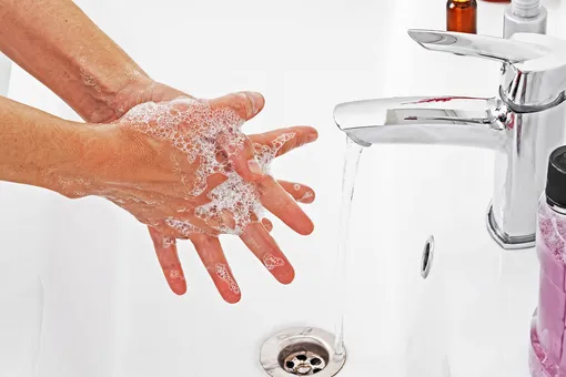 Как правильно мыть руки: 5 самых распространенных ошибок и заблуждений