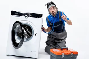Сохранить технику и деньги: что делать, чтобы стиральная машина прослужила дольше?
