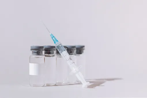 На Госуслугах сократился срок действия всех сертификатов о вакцинации от COVID-19