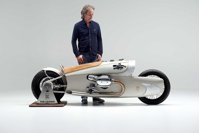 Новый мотоцикл от BMW выглядит как ракета на колесах: посмотрите на BMW R 18 The Crown Новый мотоцикл от BMW выглядит как ракета на колесах: посмотрите на BMW R 18 The Crown