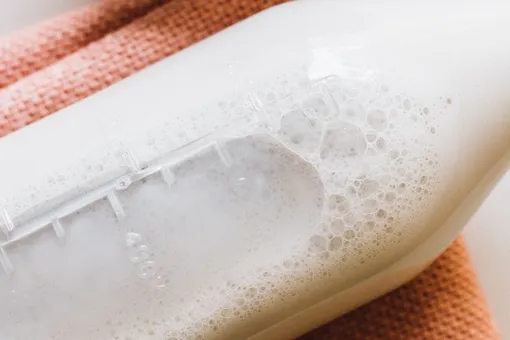 Чем опасны растительные аналоги молока и сыра