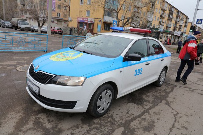 На улицах Алматы сотрудников полиции достаточно
