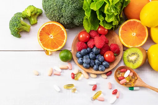 Какие витамины помогают при стрессе и в каких продуктах они содержатся