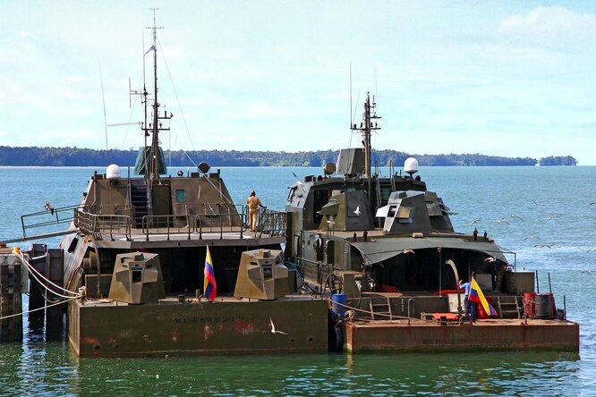 Как устроены подводные лодки наркобаронов, перевозящие 200 млн долларов за один рейс