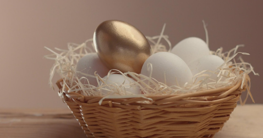 Какие яйца полезнее — коричневые или белые