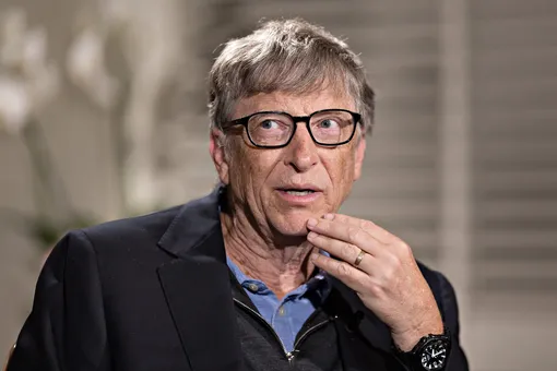 Билл Гейтс рассказал, с какой теорией заговора к нему чаще всего подходят на улице