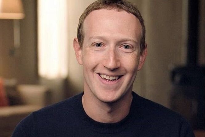 Марк Цукерберг снова стал мемом: миллиардер опубликовал видео, как он катается на серфе
