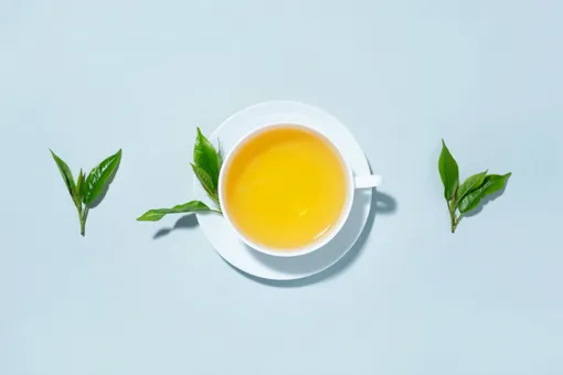 Чай – это замечательный продукт для похудения. Он не содержит калорий (если не добавлять сахар или другие сладости), и его можно пить в любое время. Чай содержит полезные антиоксиданты, и исследования показывают, что он может помочь снизить вес и поддерживать здоровье сердца.