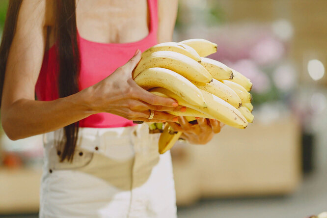 В любом случае, следует помнить, что ключ к успешной диете — разнообразие и умеренность. Бананы могут быть частью здорового питания, если они сочетаются с другими пищевыми продуктами и учитываются индивидуальные потребности.