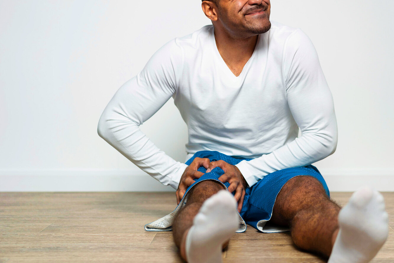 Как размять мышцы после долгого сидения?